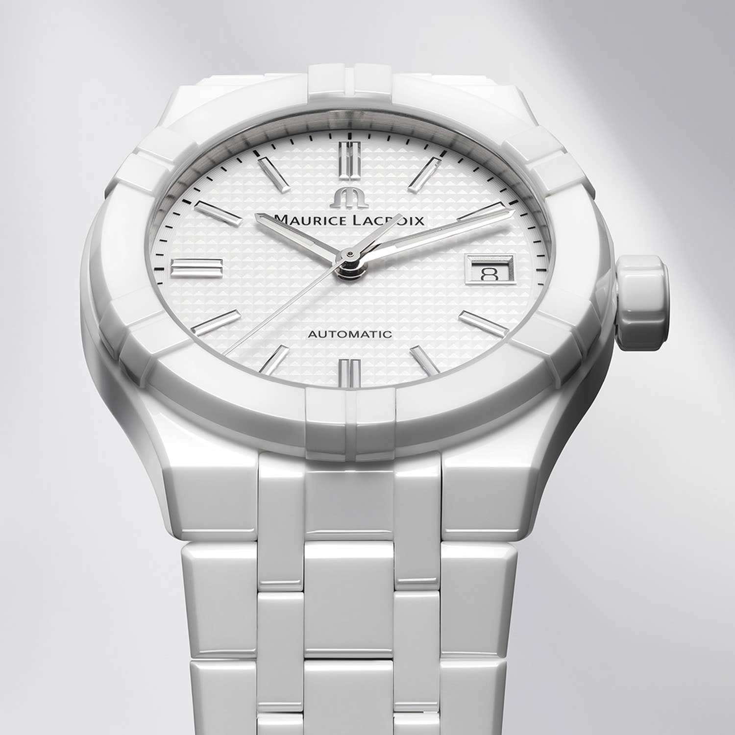 Maurice Lacroix Maurice Lacroix Aikon Automatic AI6007-CRM72-130-7 , наручные женские часы фото под углом